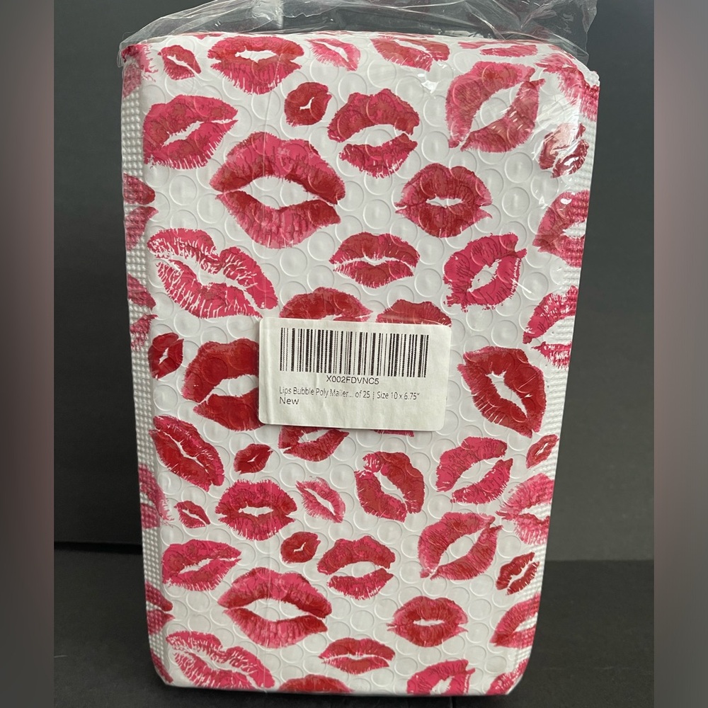 Lios Bubble Poly Mailer of 24: Size 10 x 6.75"